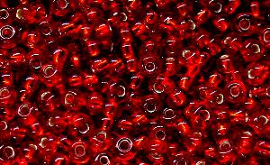 Rocailles von Preciosa Ornella Tschechien,
 rot mit Silbereinzug