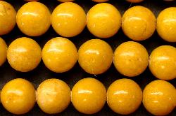 Halbedelsteinperlen  aus Yellow Jade