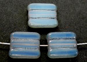 Glasperlen / Table Cut Beads
 Opalglas hellblaugrau,
 geschliffen mit picasso finish