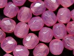 facettierte Glasperlen  rosa opal, hergestellt in Gablonz / Tschechien,