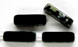 Glasperlen / Table Cut Beads geschliffen schwarz opak mit picasso finish, hergestellt in Gablonz Tschechien