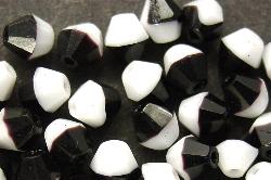 Glasperlen facettiert bicon schwarz weiß opak, hergestellt in Gablonz / Tschechien
