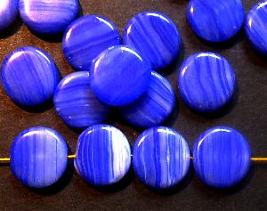 Glasperlen Scheibe 
 blau opak marmoriert,
 hergestellt in Gablonz / Tschechien
