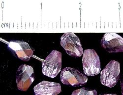 facettierte Glasperlen mit Wachsüberzug, Tropfen violett mit silber finish, hergestellt in Gablonz / Tschechien