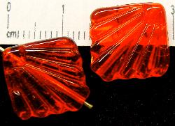 Glasperlen
 orange Muschelform
