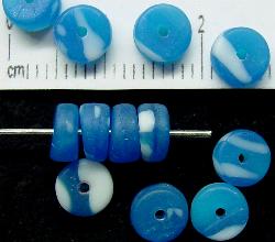Glasperlen blau weiß (Kakamba Beads) in den 1920/30 Jahren in Gablonz/Böhmen, für den Afrikahandel hergestellt